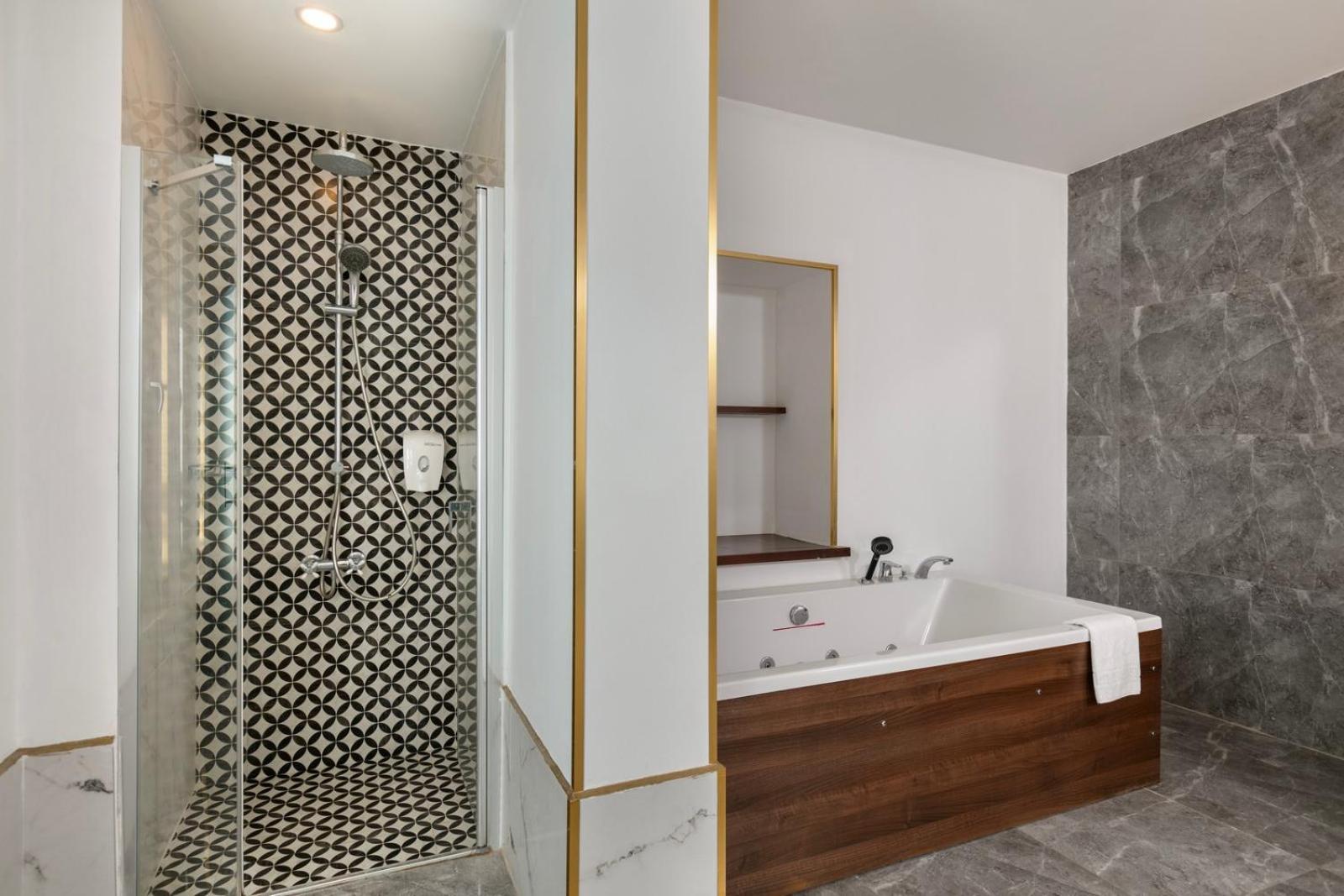 Reo Hotel Spa - Ex Pacco Hotel 안탈리아 외부 사진
